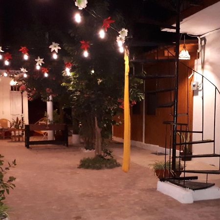 Casa Lao Centro Hotel Zihuatanejo Bagian luar foto