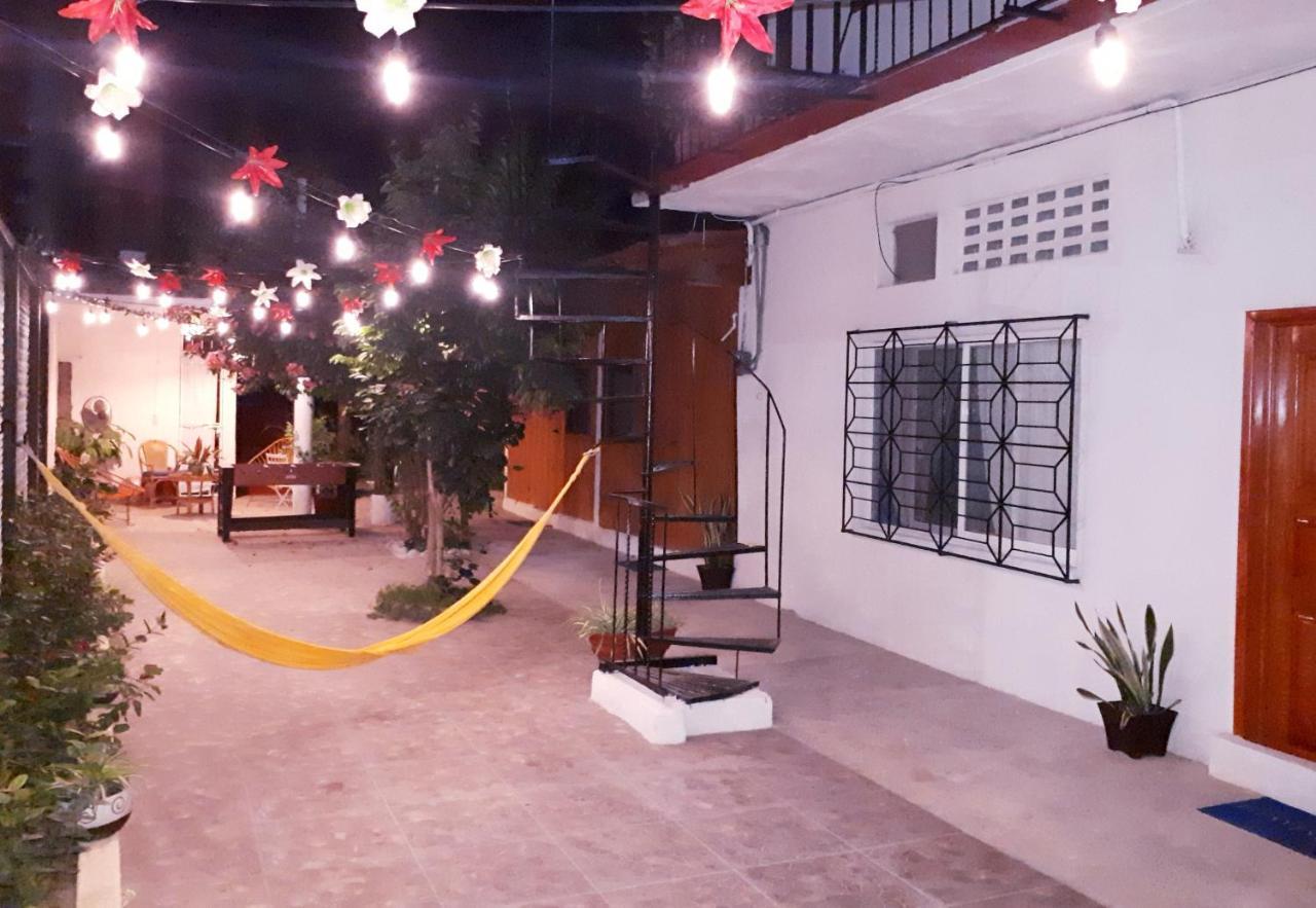 Casa Lao Centro Hotel Zihuatanejo Bagian luar foto